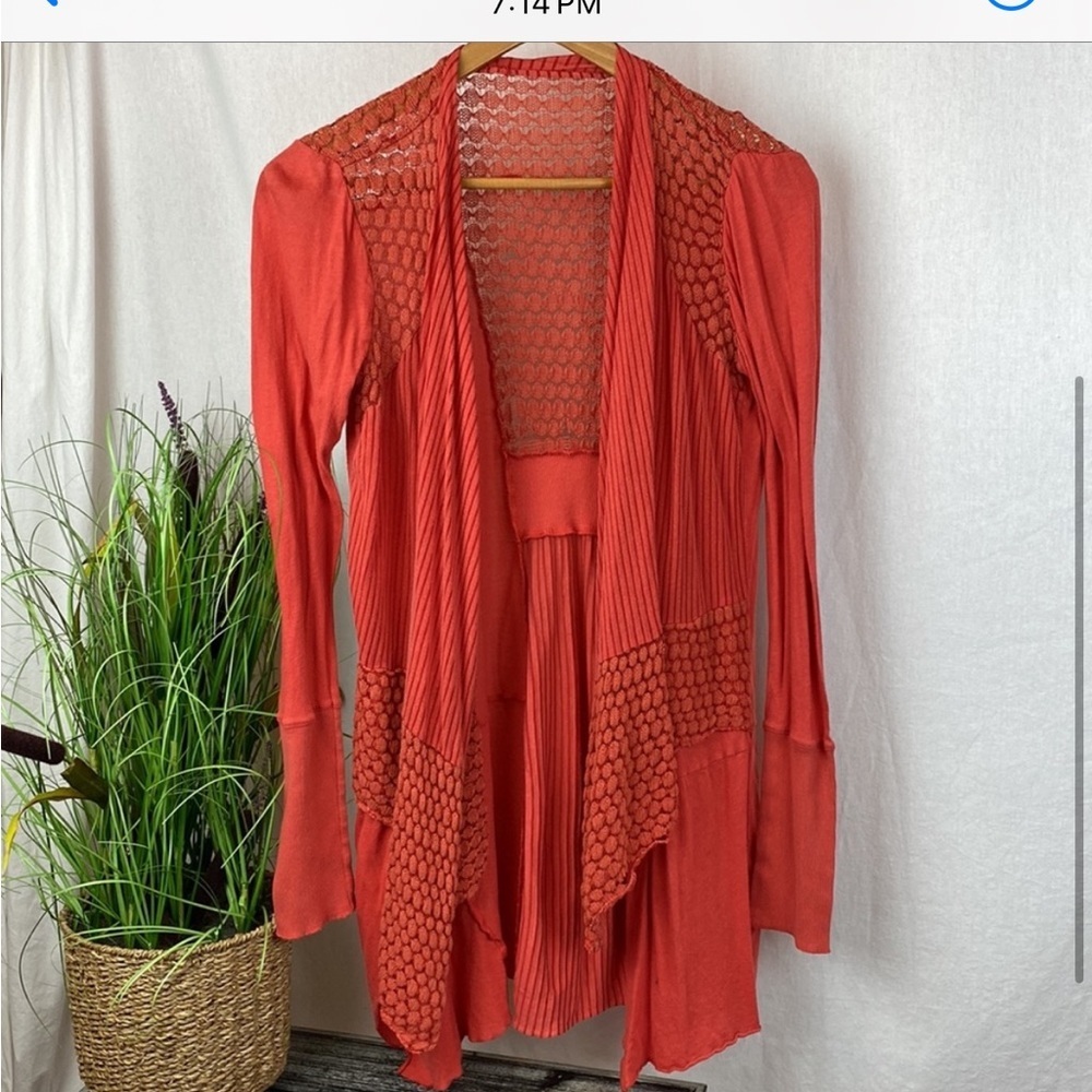 Anthropologie Tiny Open Knit Drape Coral Crochet
Trim Cardigan Sweater SzS VGUC - Picture 11 of 16